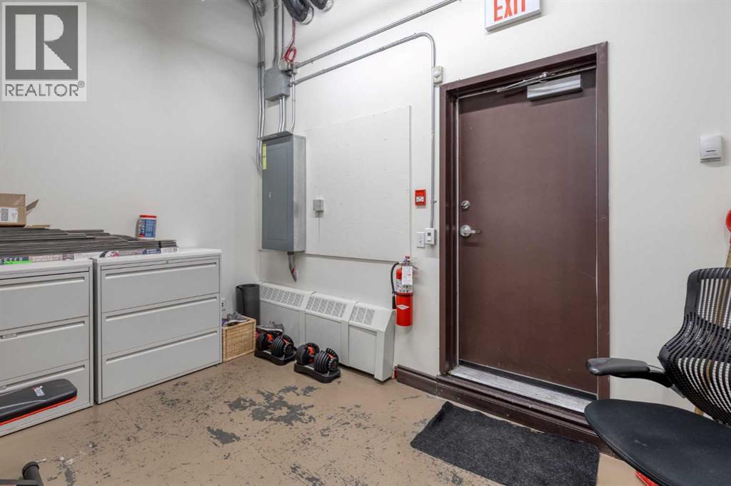 505 Railway Street West, Cochrane