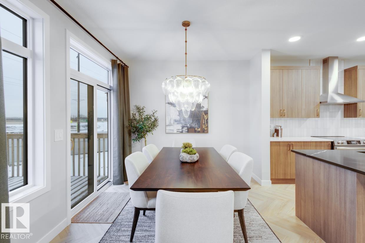 8239 KIRIAK LO SW, Edmonton