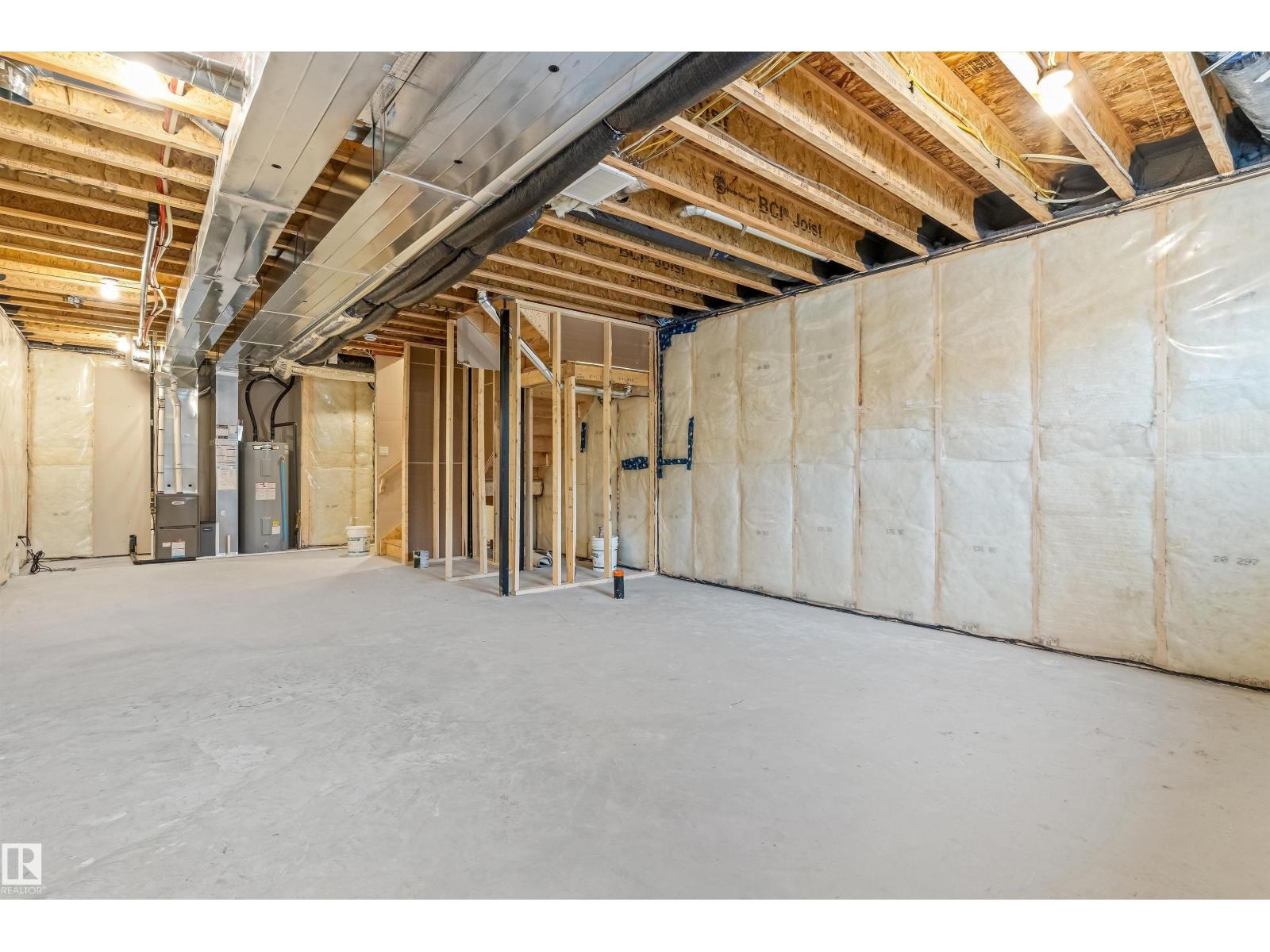 1012 14 AV NW, Edmonton