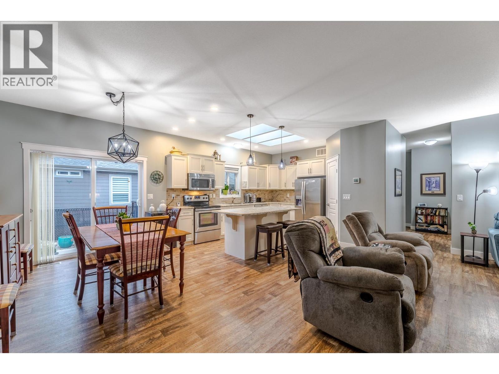 85 8300 Gallagher Lake Frontage Road, Oliver