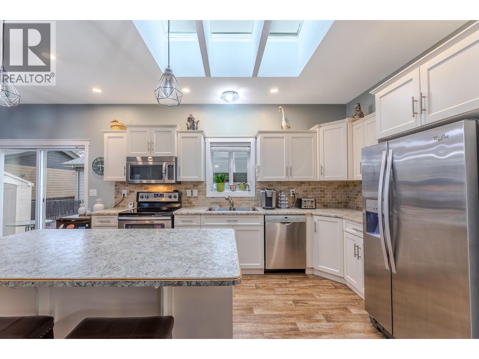 85 8300 Gallagher Lake Frontage Road, Oliver