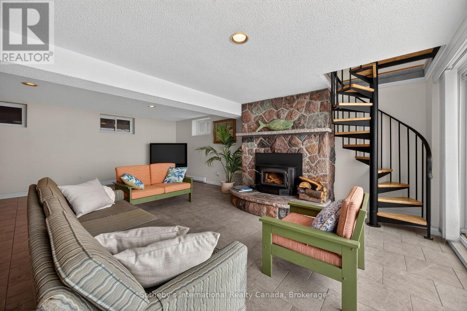 1420 TINY BEACHES ROAD N - 28