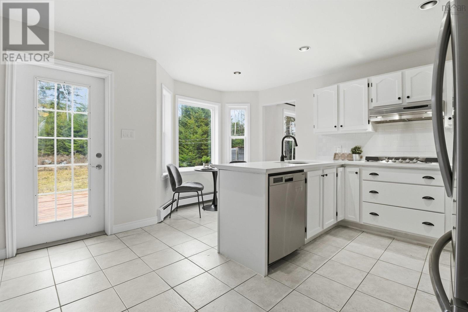 Property 16 of 47 of 66 Virginia Drive