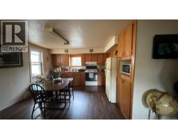 1999 Commerciale Street, photo 5