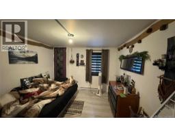 5742 Centrale Street, photo 10
