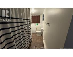 5742 Centrale Street, photo 14