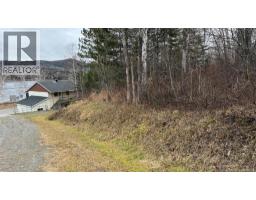 5742 Centrale Street, photo 19