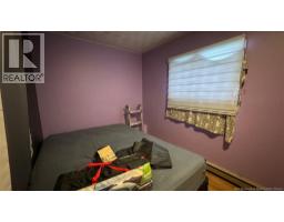 5742 Centrale Street, photo 5