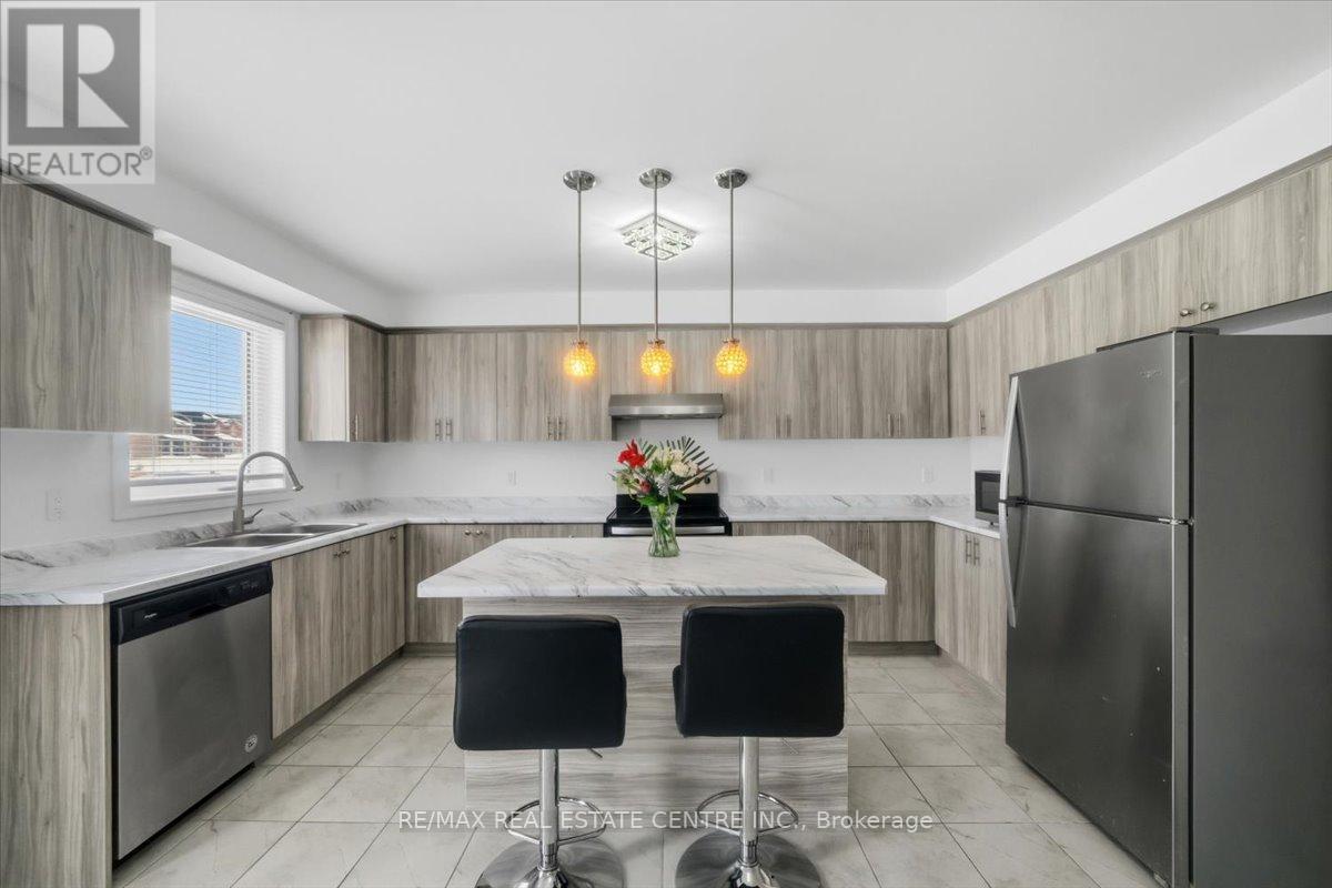 362 VAN DUSEN AVENUE - 16