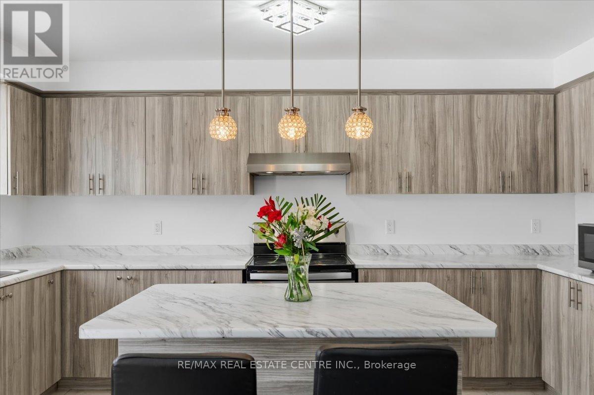 362 VAN DUSEN AVENUE - 19