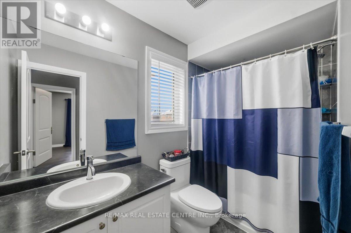 362 VAN DUSEN AVENUE - 36