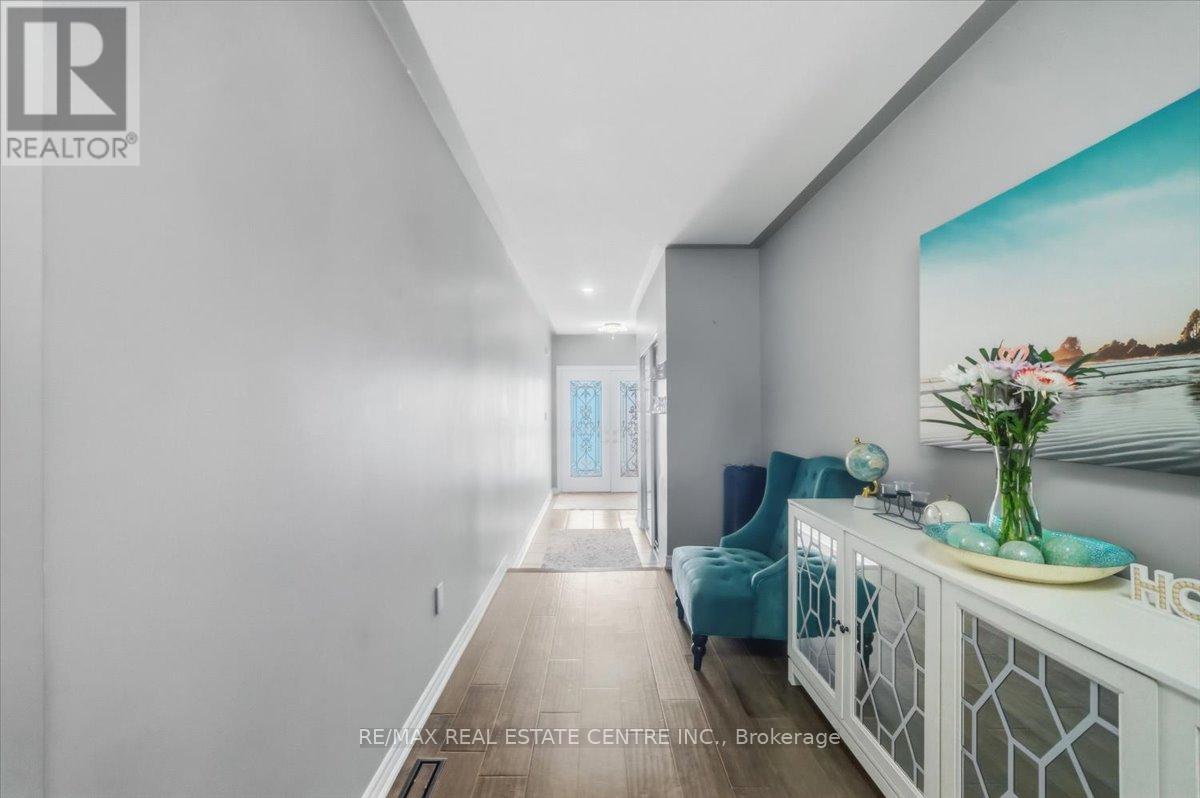 362 VAN DUSEN AVENUE - 4