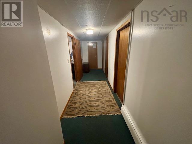 Property 23 of 27 of 9 KING Street