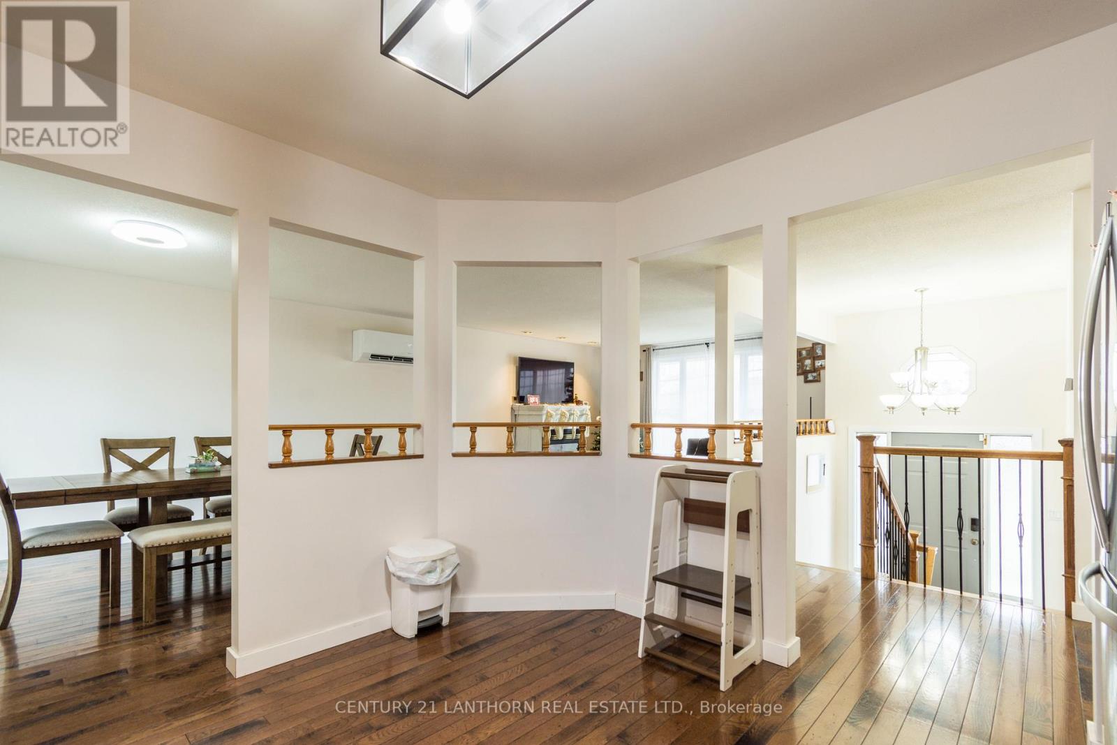 94 NORTH MURRAY STREET - 10