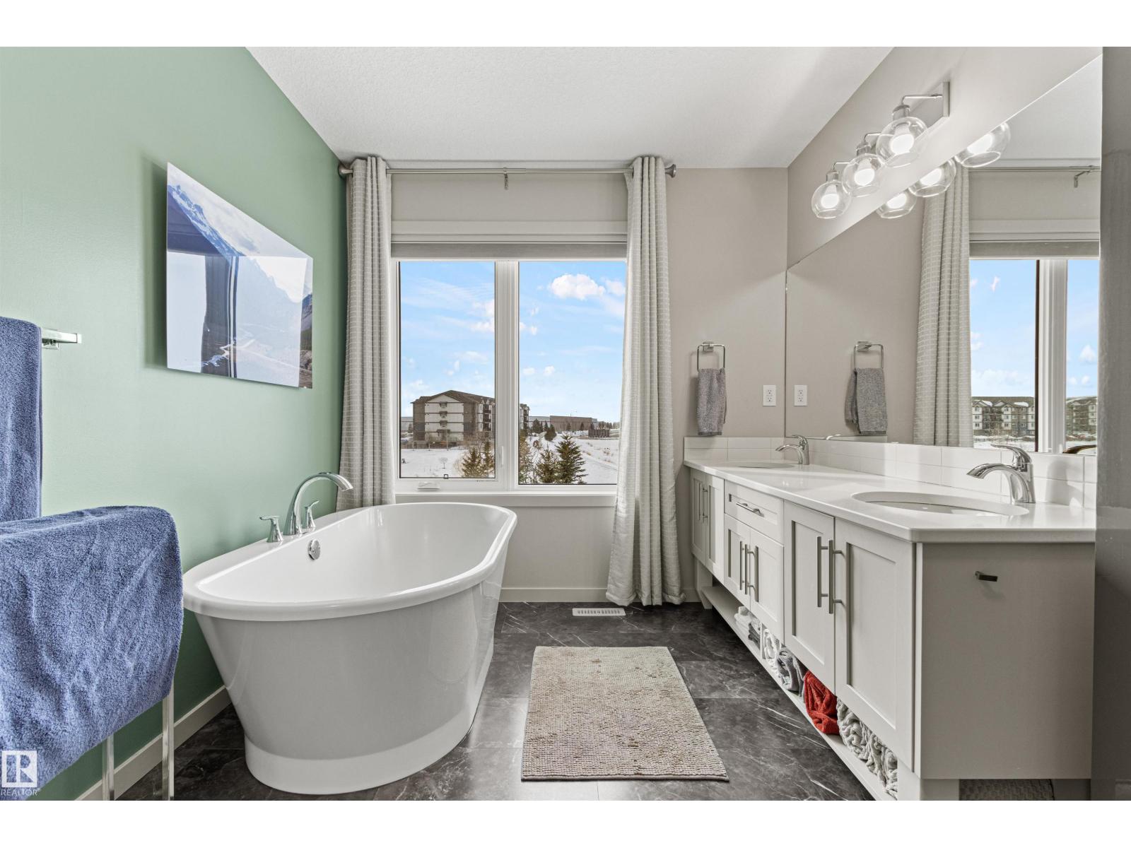 #38 50 EDINBURGH CO N, St. Albert