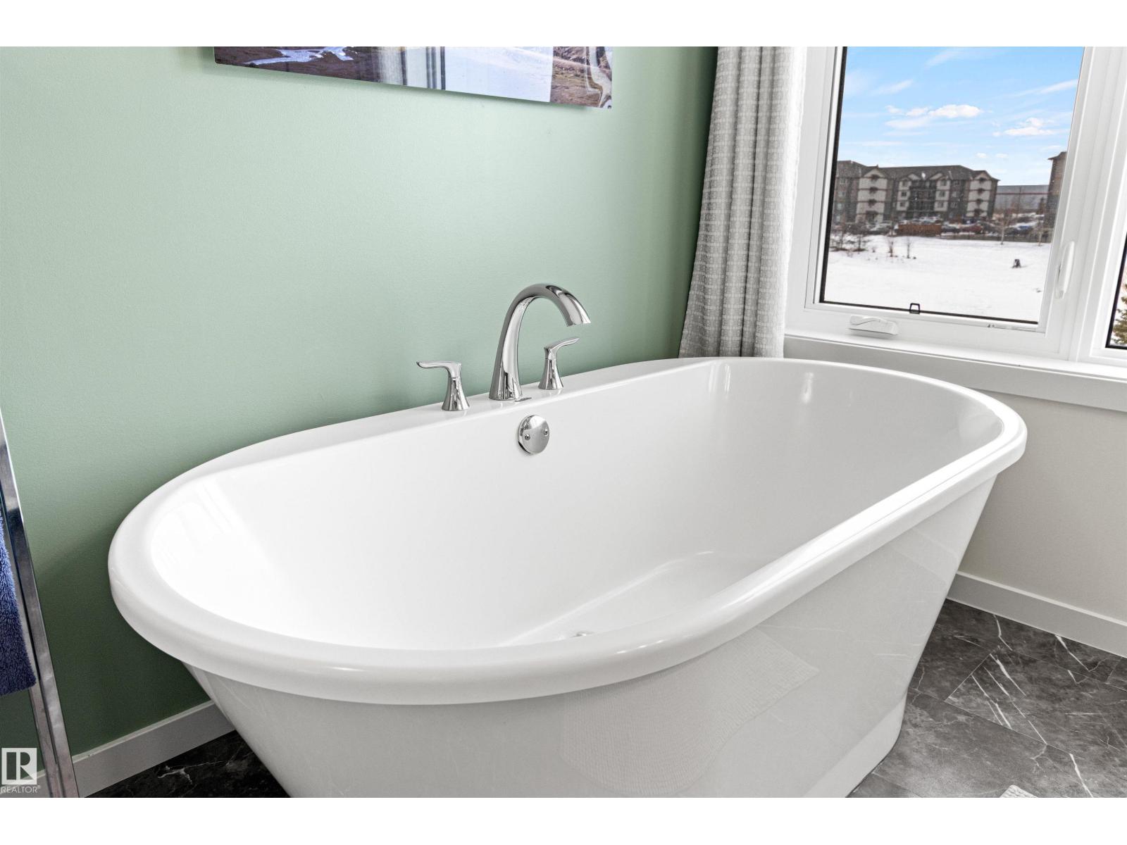 #38 50 EDINBURGH CO N, St. Albert