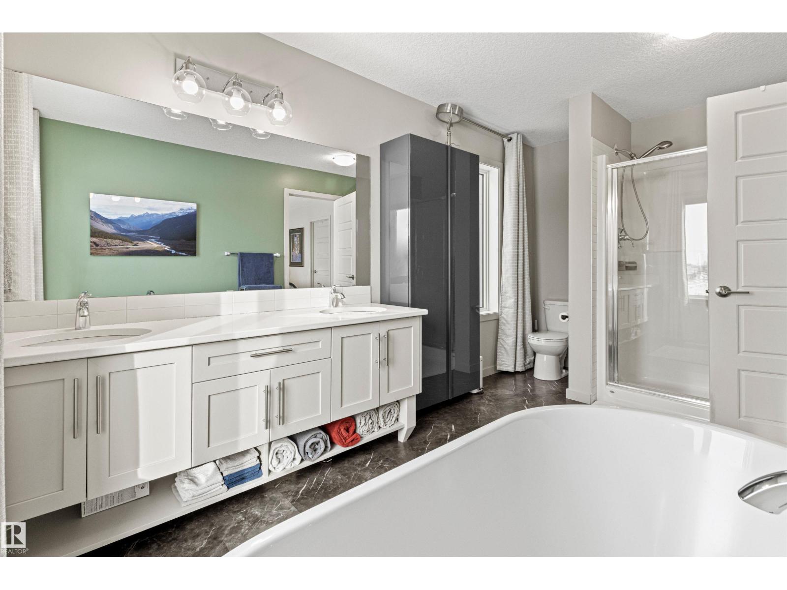 #38 50 EDINBURGH CO N, St. Albert