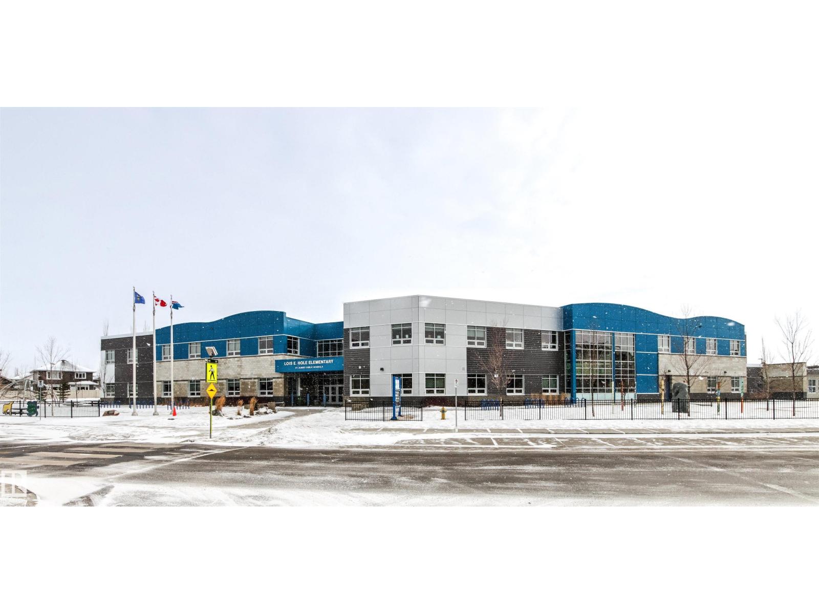 #38 50 EDINBURGH CO N, St. Albert