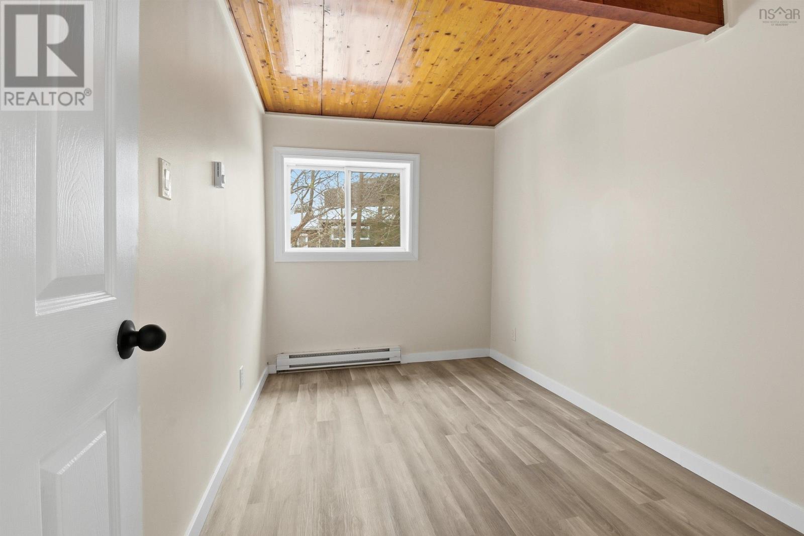 Property 13 of 19 of 76 Cavendish Road