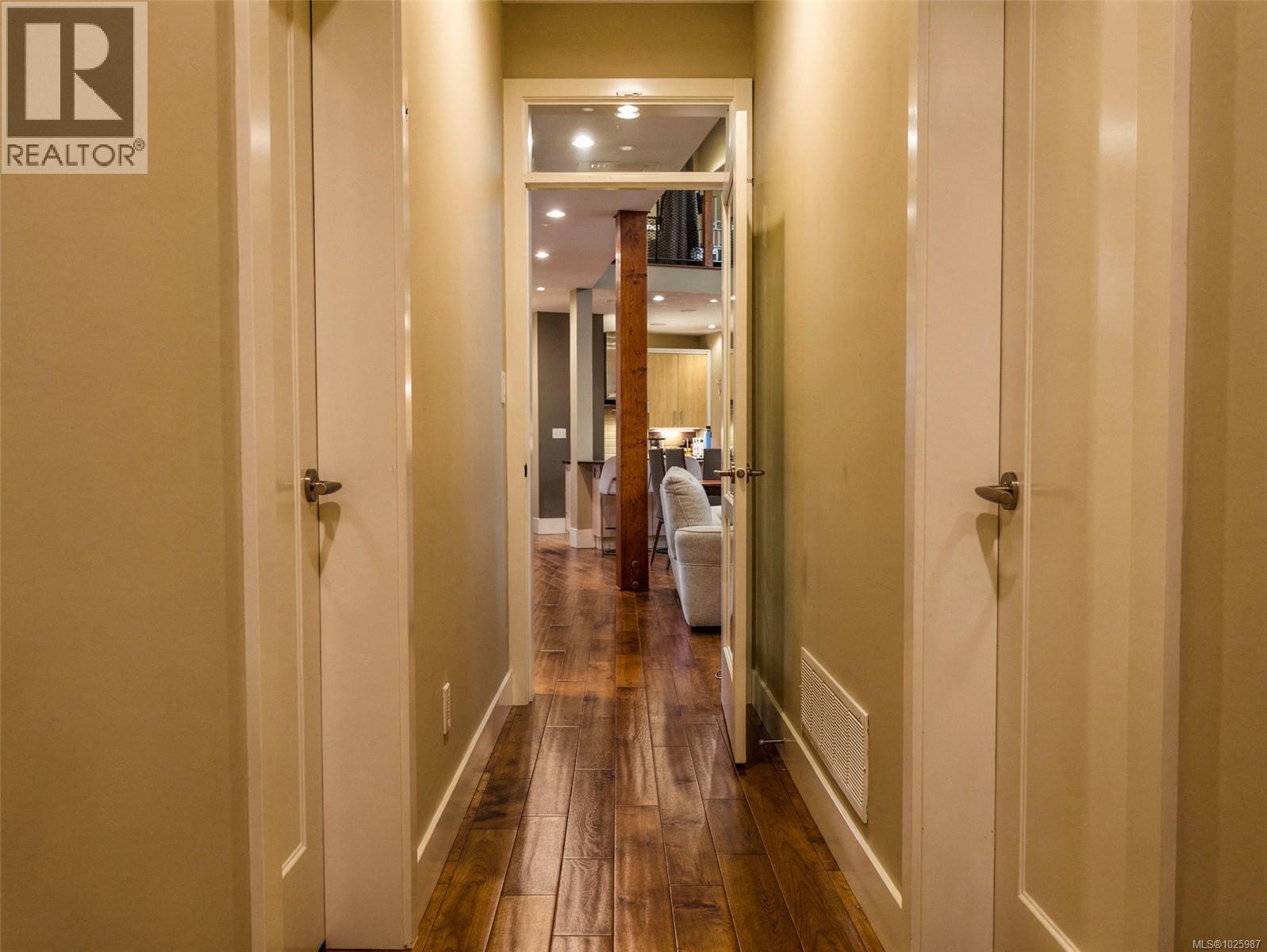 9226 Nighthawk Rd, Lake Cowichan