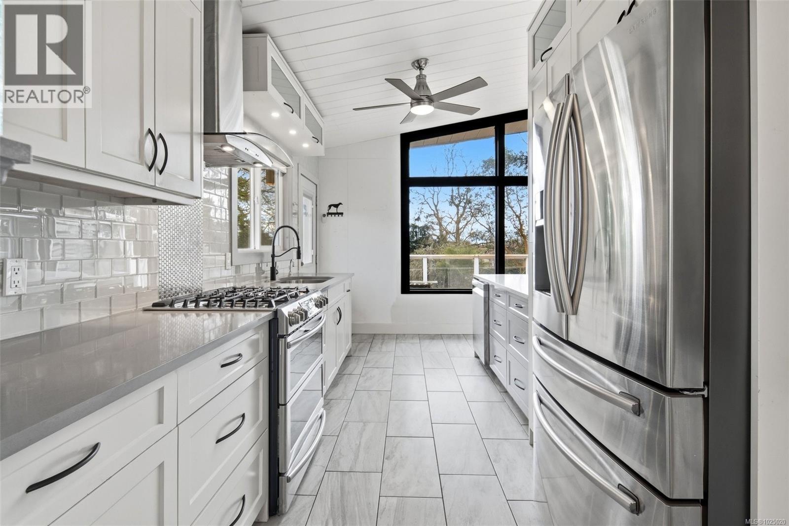  4638 Falaise Drive, Saanich