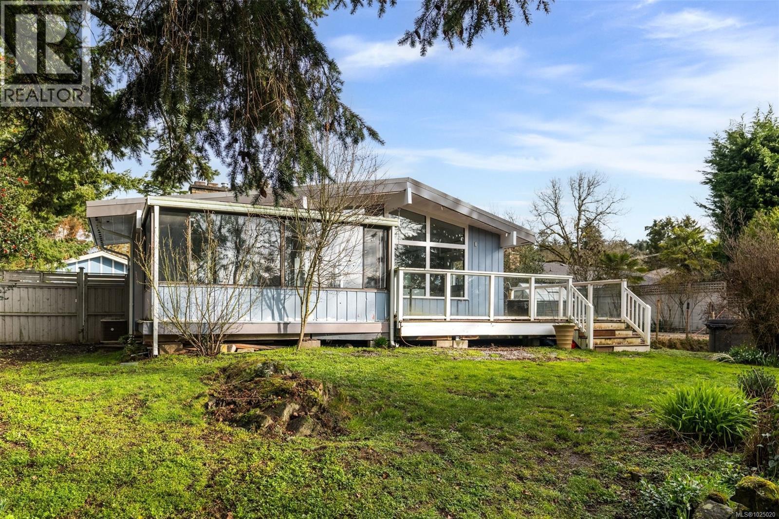  4638 Falaise Drive, Saanich