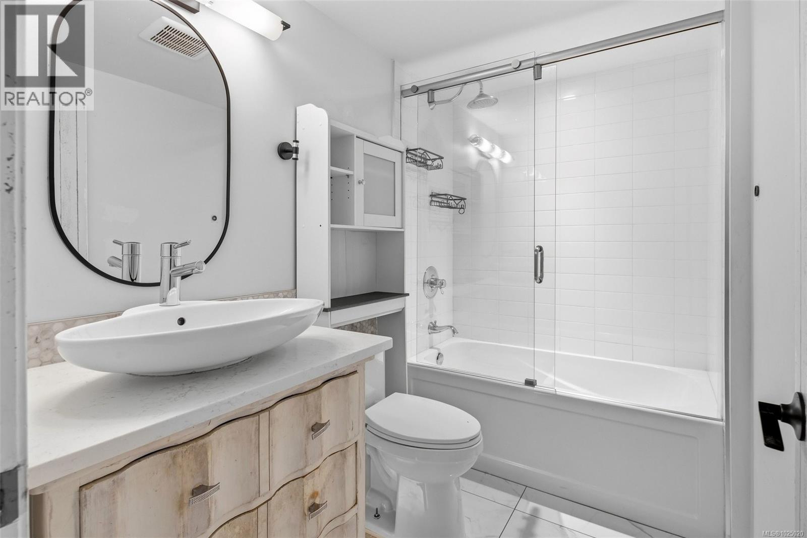  4638 Falaise Drive, Saanich