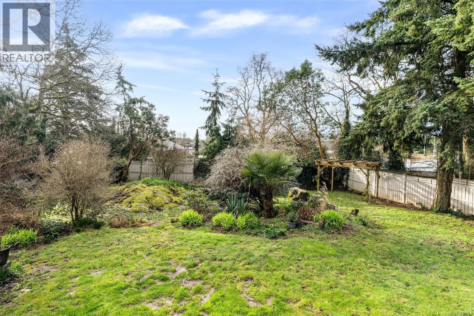 4638 Falaise Drive, Saanich
