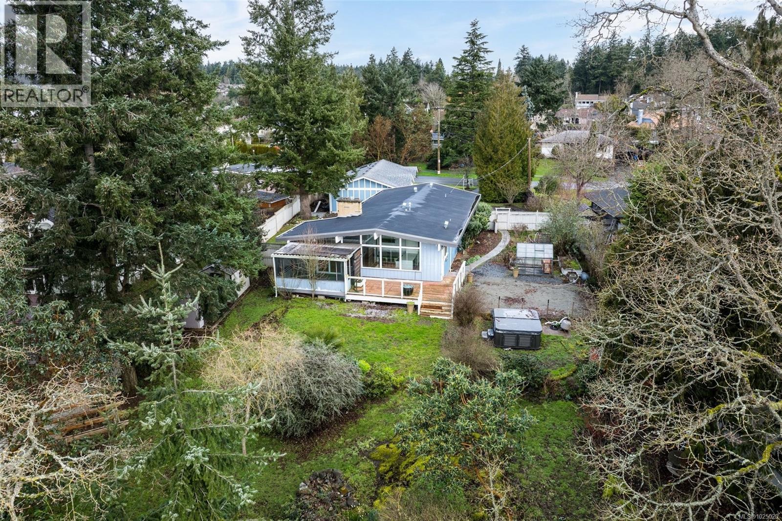  4638 Falaise Drive, Saanich