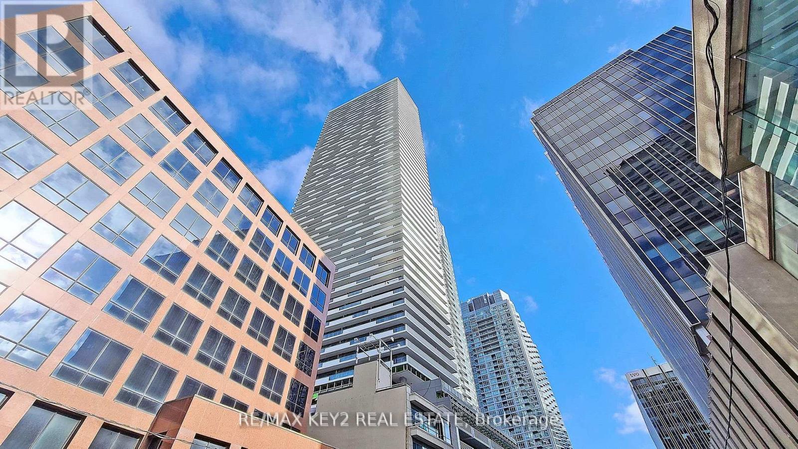 2221 Yonge Street 4010