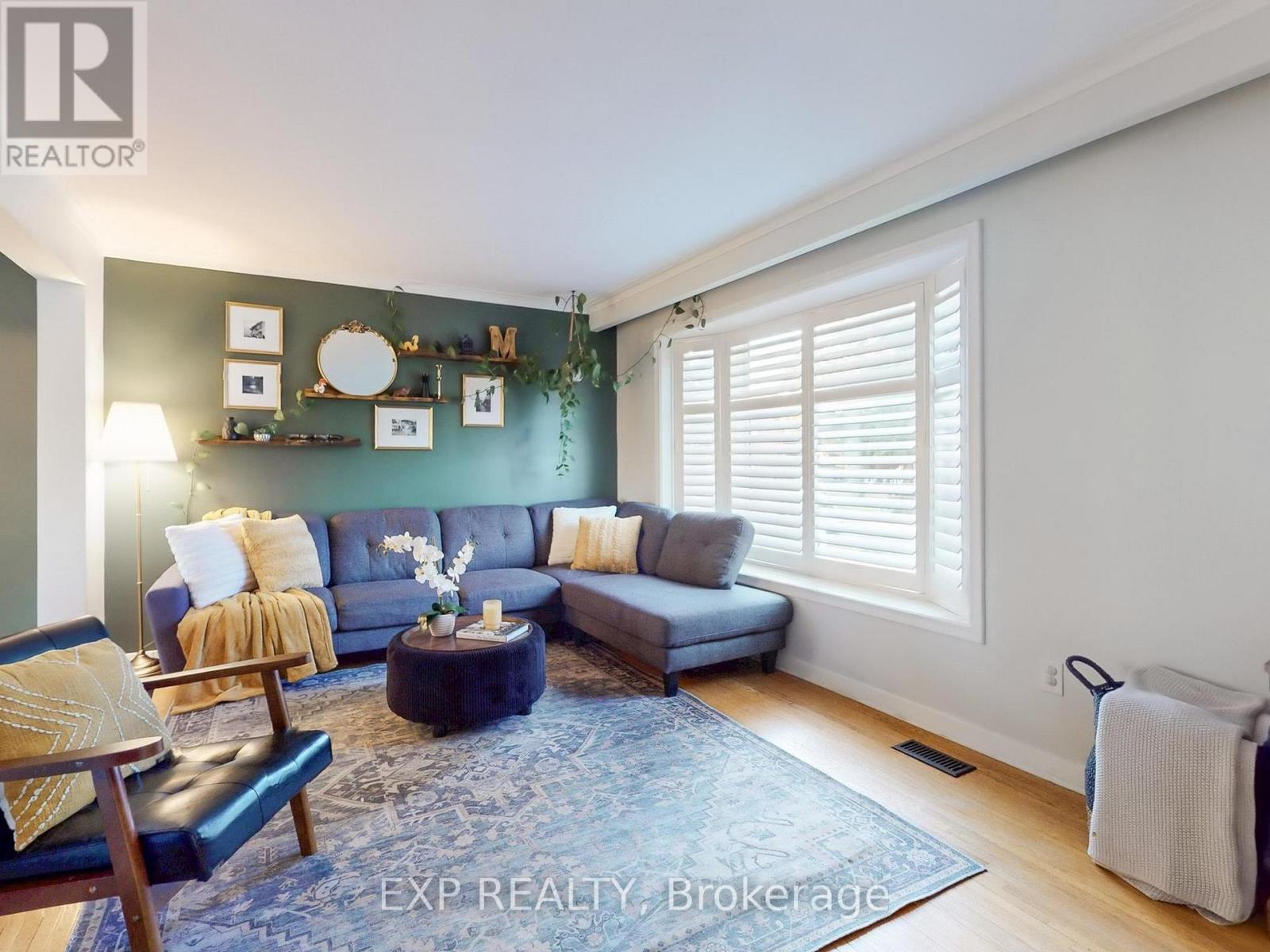 22 CHESTNUT AVENUE - Photo 5 of 50, Brampton (Northwood Park), Ontario