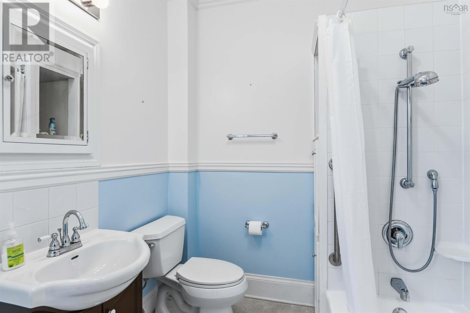 Property 30 of 49 of 336 Gray Street