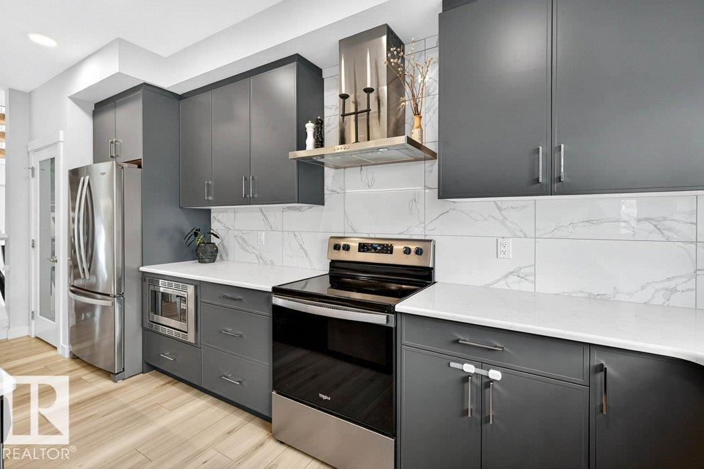 #7 9745 92 ST NW, Edmonton