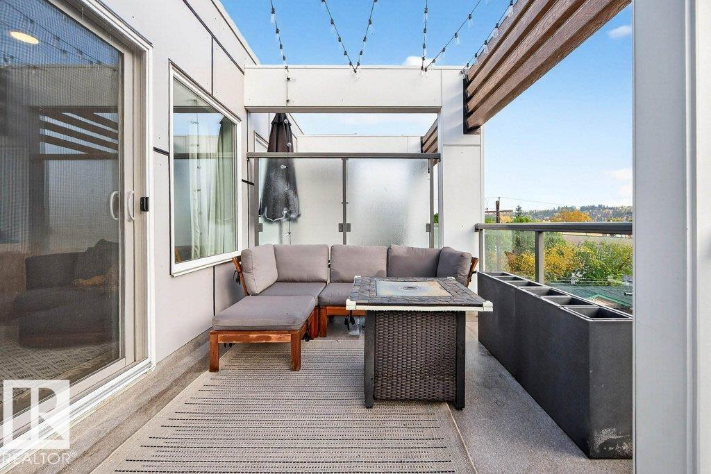 #7 9745 92 ST NW, Edmonton