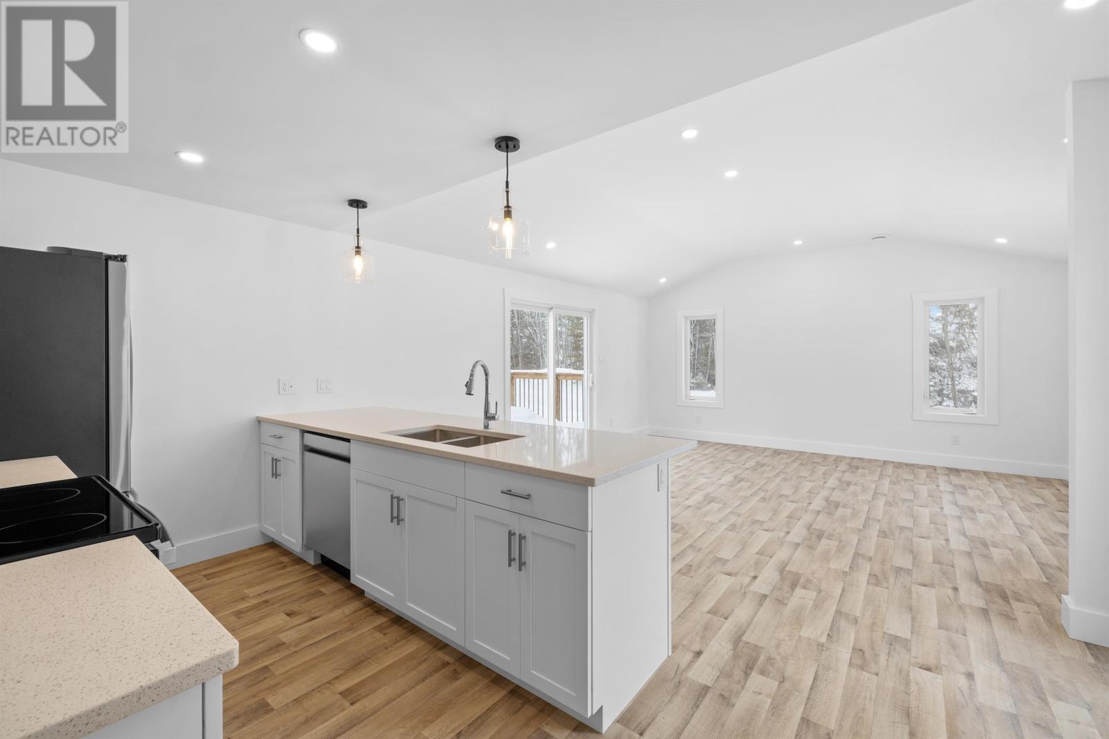 386 BUELL Road — photo 10