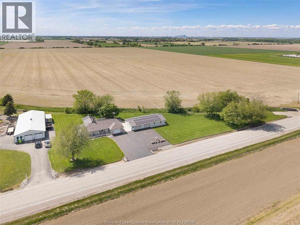 4831 11TH CONCESSION - Photo 3 of 39, Tecumseh, Ontario