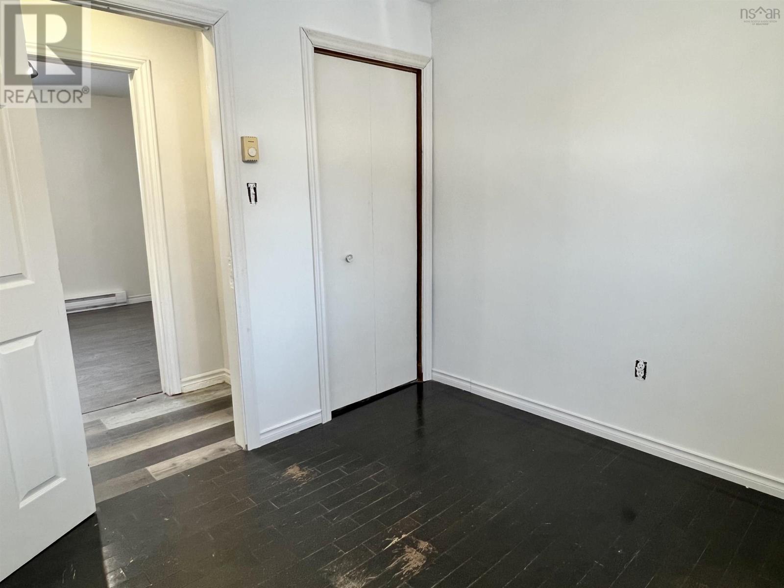 Property 25 of 35 of 2121 Union Street