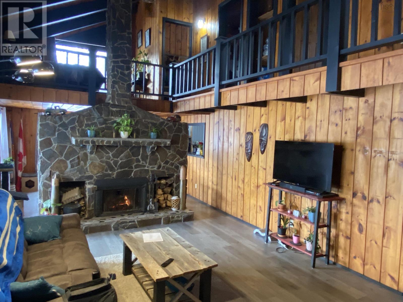 Property 6 of 35 of 23 River Road