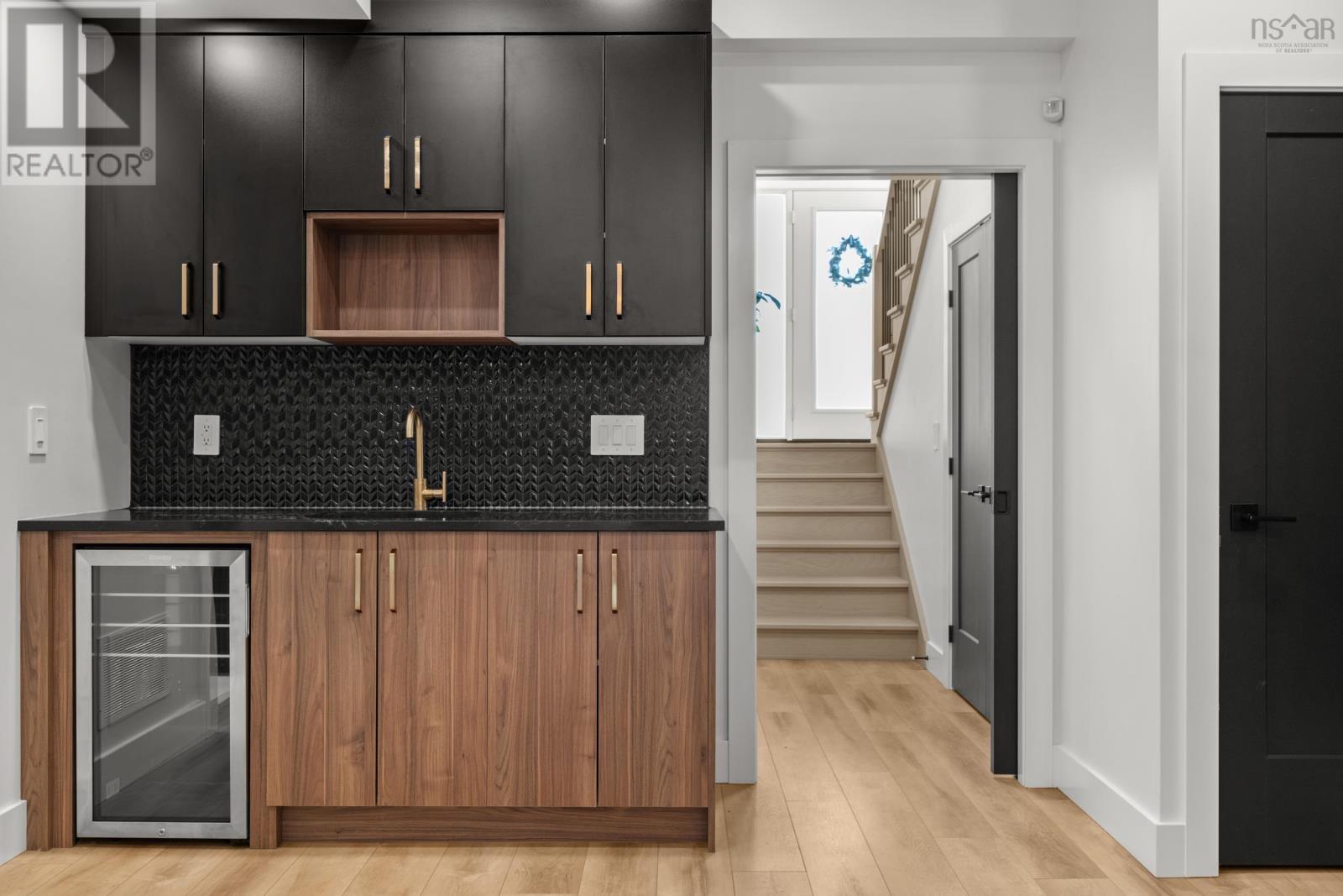 Property 27 of 48 of 220 Talus Avenue