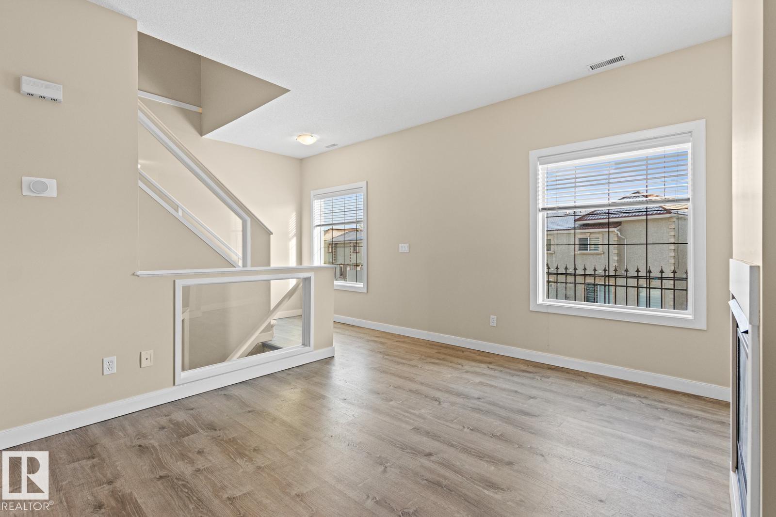 #39 13825 155 AV NW, Edmonton