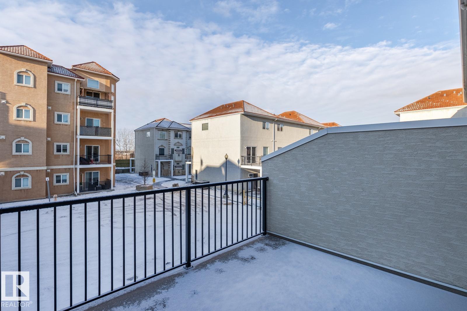 #39 13825 155 AV NW, Edmonton