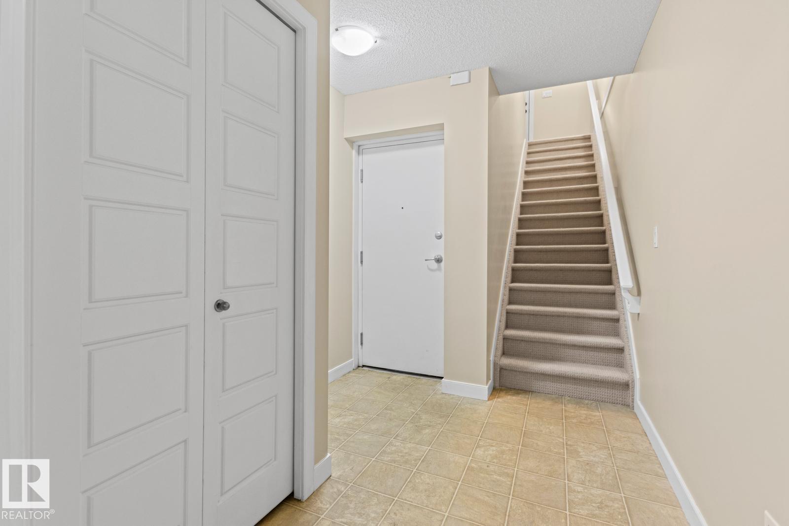 #39 13825 155 AV NW, Edmonton