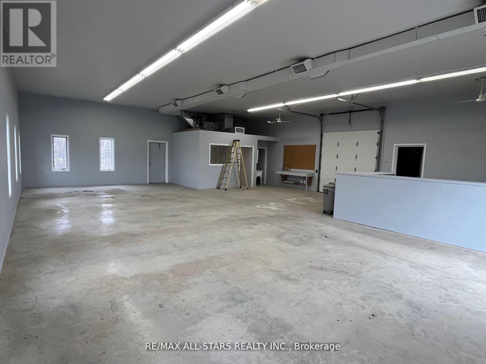 9 Callaghan's photo 5