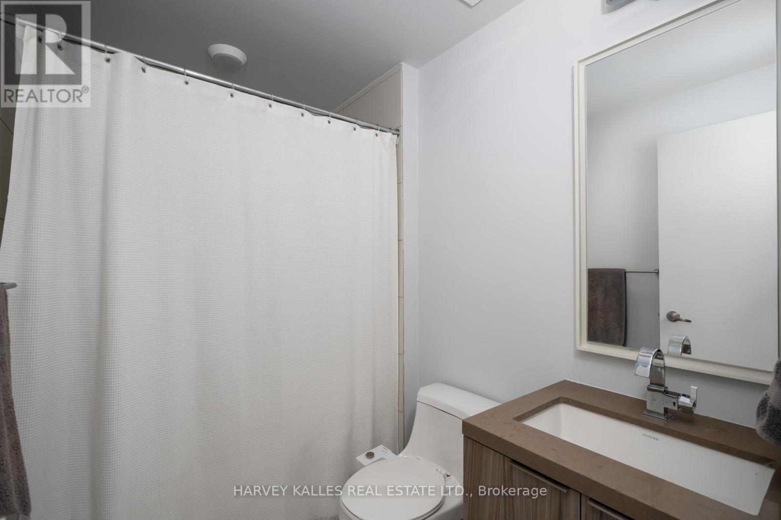 #45 140 BROADVIEW AVENUE - 18
