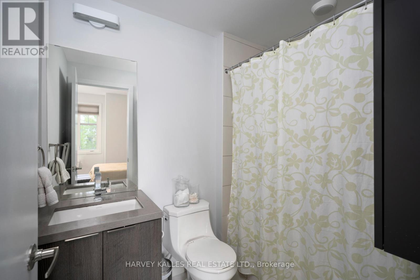 #45 140 BROADVIEW AVENUE - 21