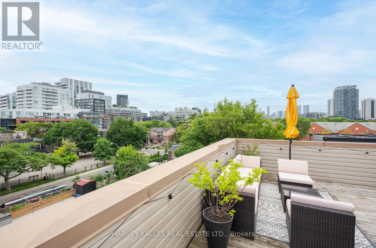 #45 140 BROADVIEW AVENUE - 31