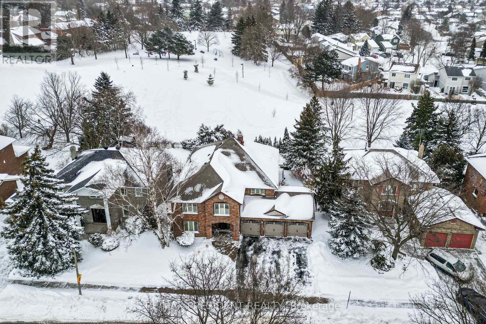 42 MOUNT FOREST DRIVE - Photo 3 of 50, Brampton (Heart Lake West), Ontario