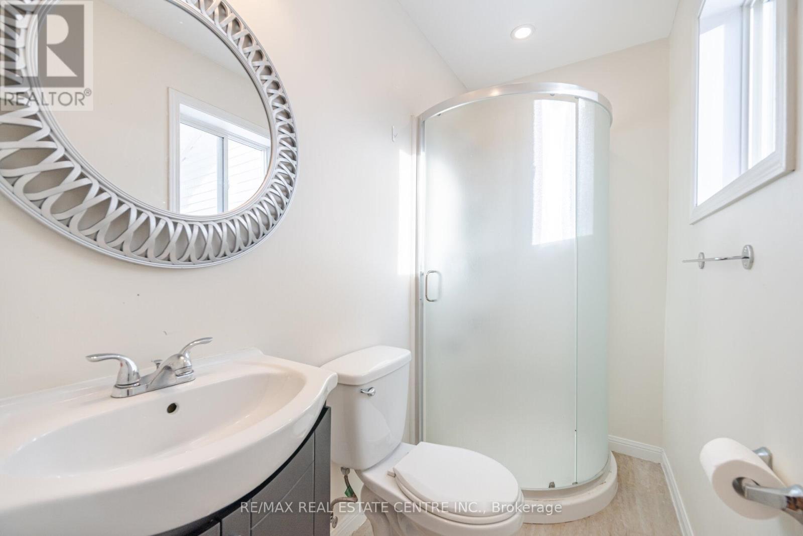 454 COLLIS COURT - 20