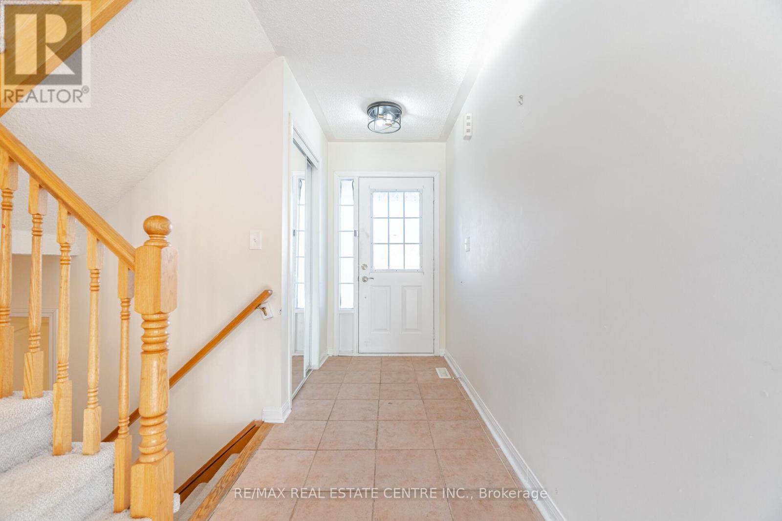 454 COLLIS COURT - 3