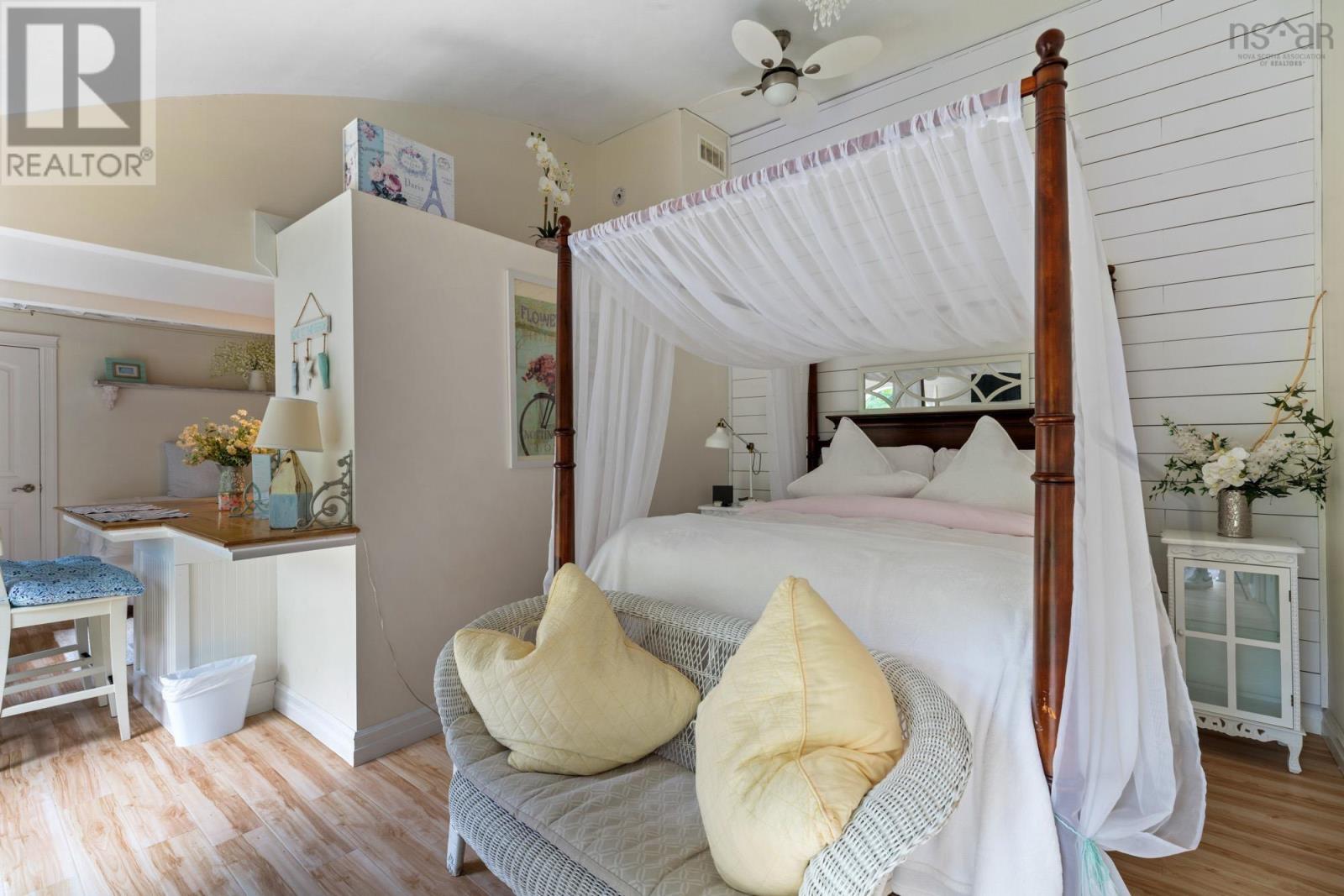 Property 31 of 46 of 4 York Redoubt Crescent